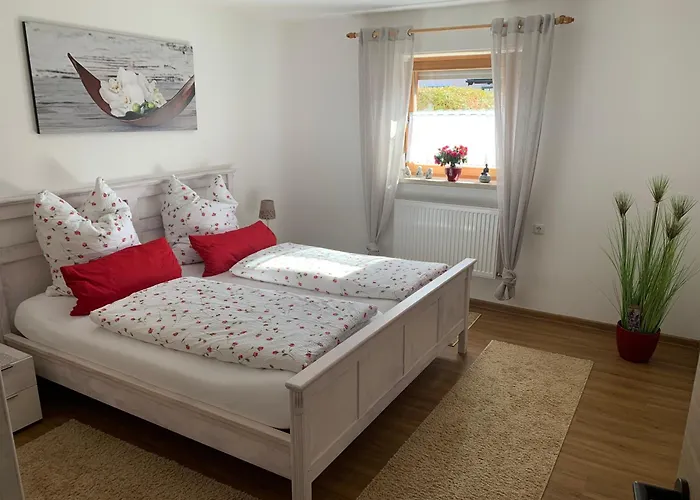 Vier-Zimmer-Wohnung Mit Garten Zwischen Salzburg Und Koenigssee