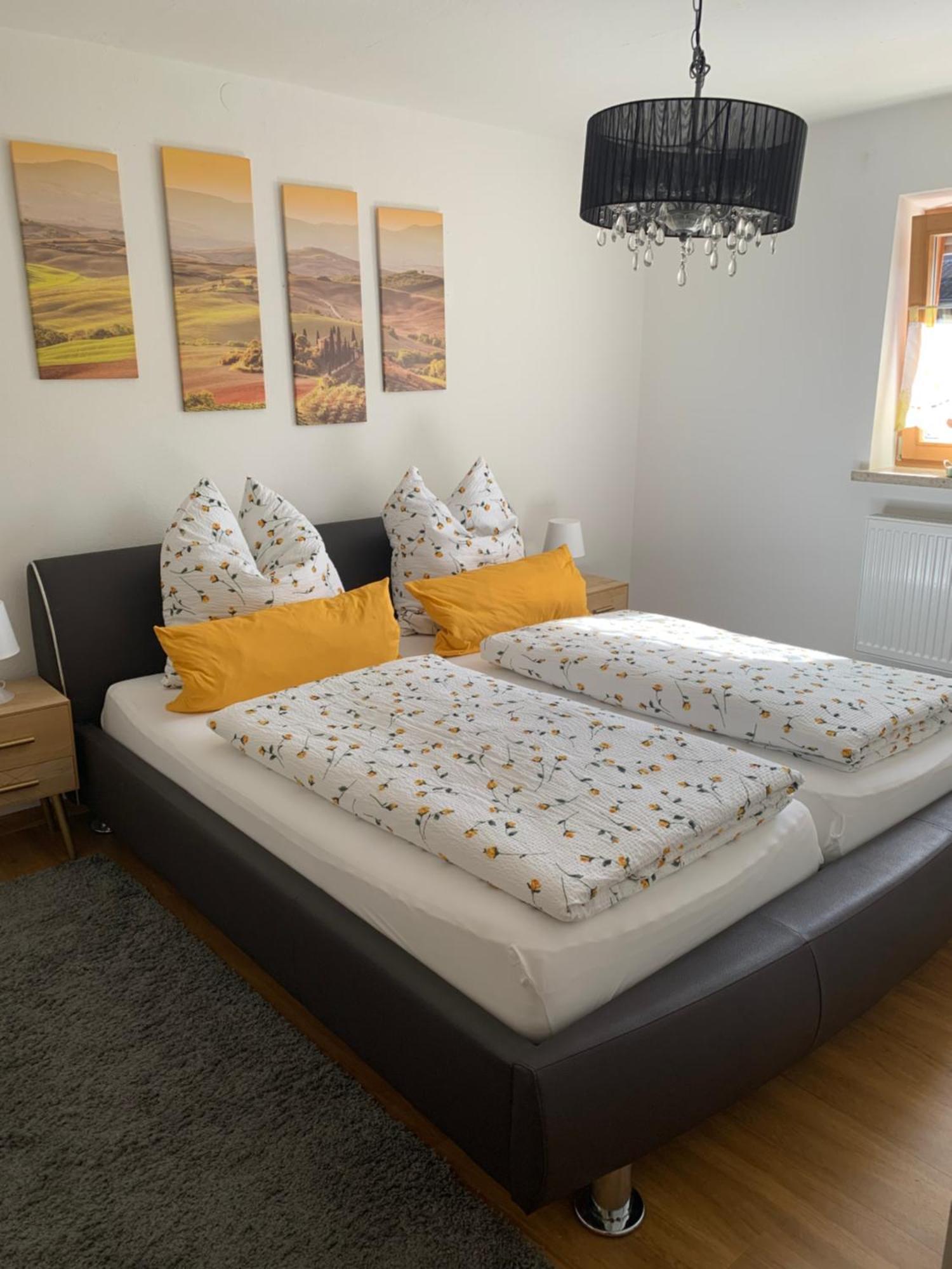 Vier-zimmer-wohnung Mit Garten Zwischen Salzburg Und Koenigssee Apartment Ainring