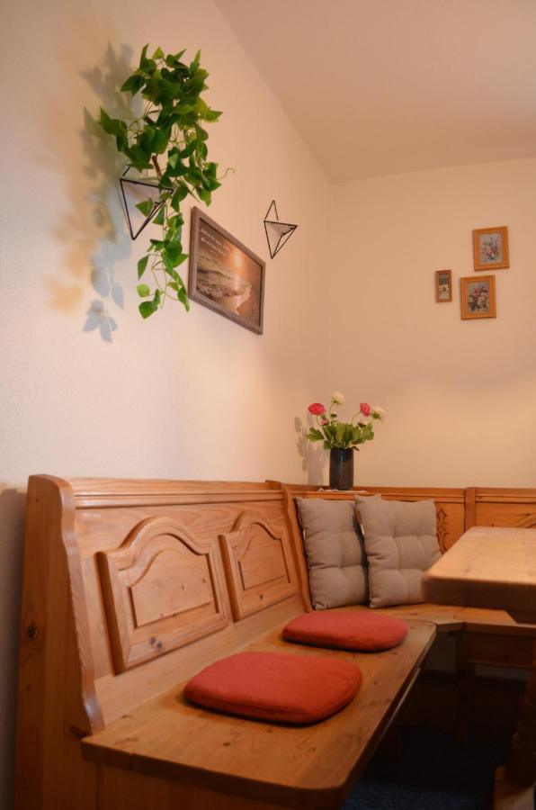Apartment Vier-zimmer-wohnung Mit Garten Zwischen Salzburg Und Koenigssee *